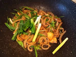 青椒炒肉皮