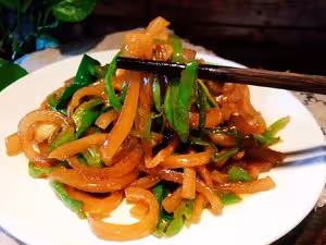 青椒炒肉皮