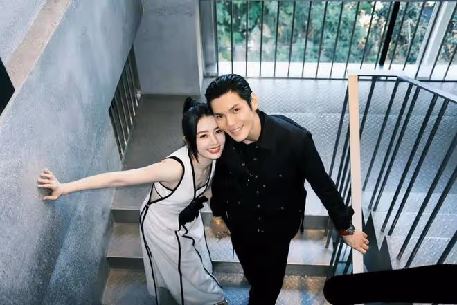 向佐又上熱搜,聊天記錄曝光,與美女視頻,郭爸爸沉默並清空內容