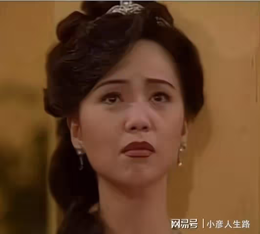 香港視後鄧萃雯:勇拼事業,有錯就改,她才是真正的大女主