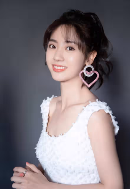 任嘉倫攜新劇強勢回歸,劇照曝光,看到女主:追定了!