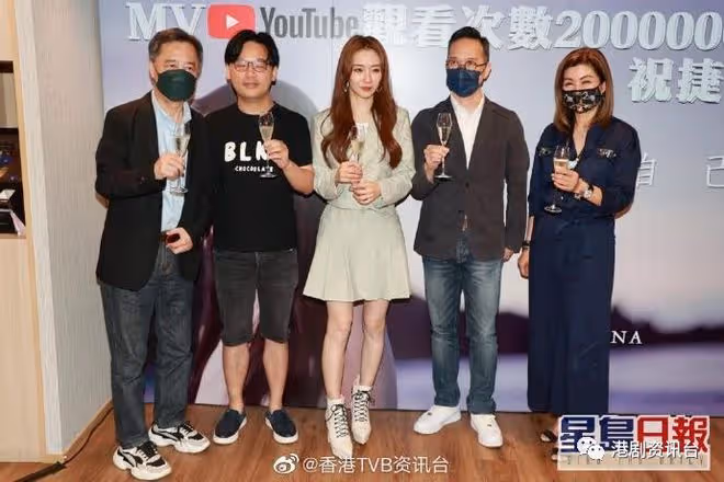 認想嫁暗示吳卓羲求過婚?菊梓喬稱與炎明熹不同年代難比較