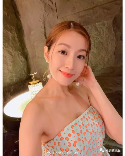 TVB最美人妻收99枝玫瑰花!老公點贊公開放閃卻不是送花人?
