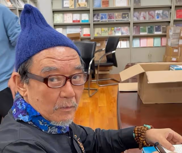 李立群因不當言論被罵,質疑嘲諷滿屏而至,社交平台全部停更!
