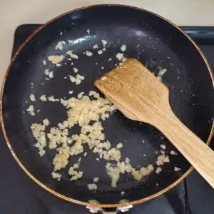 蒜蓉蒸金針菇