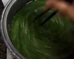 零失敗_廣東甜品大街小巷都賣的涼粉草，自己也能親手做哦