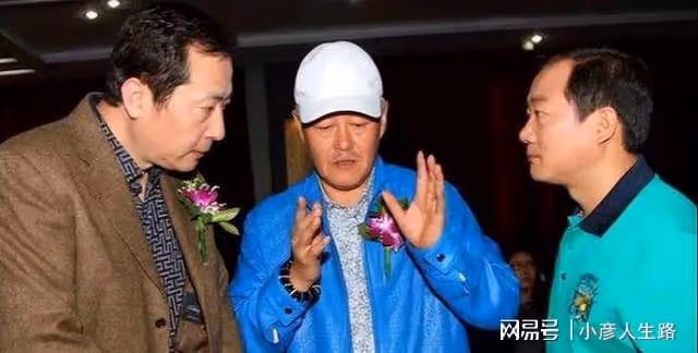 張小偉直播力挺師父趙本山,稱如今個別弟子忘恩負義