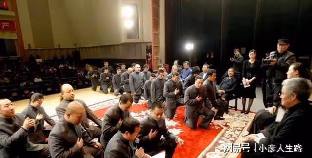 張小偉直播力挺師父趙本山，稱如今個別弟子忘恩負義