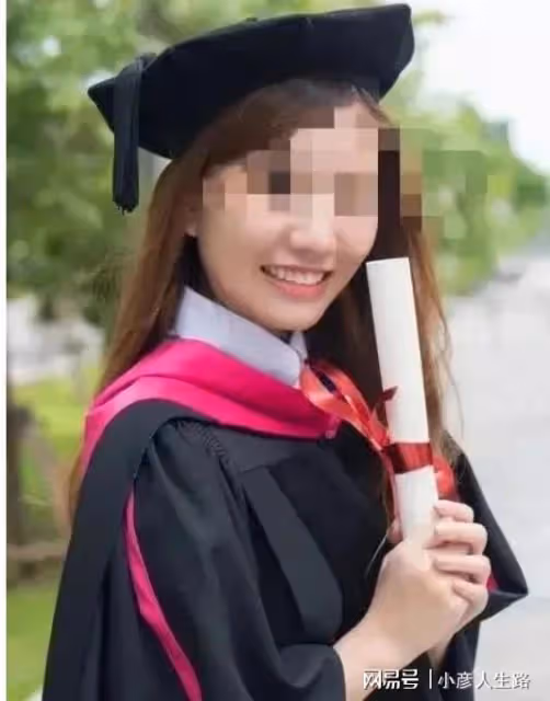 「吳啊萍」身份曝光:曾是啃老族,還不起房貸,後來暴富原因成謎