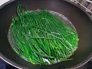 綠脆綠脆的涼拌沙蔥