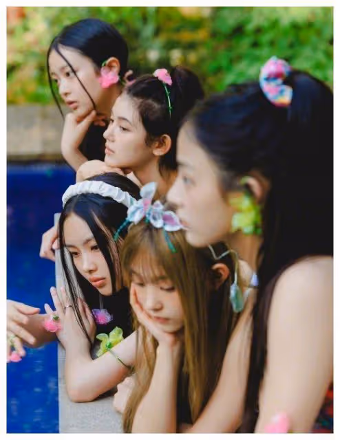 HYBE新女團NewJeans風格太獨特,美式亞裔校園風令人眼前一亮
