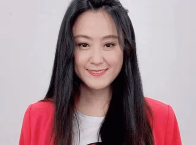 45歲資深女星宣布懷孕,曬B超照自嘲「我是老蚌」!婚姻狀況成謎