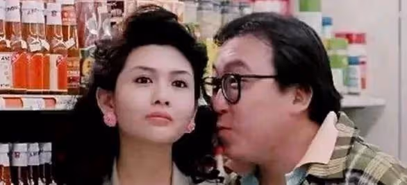 她是王晶妻子！相貌平平「僅憑一個本事」逼走情敵邱淑貞　被丈夫「獨寵40年」笑到最後