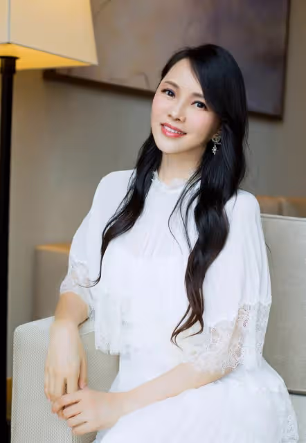 和庾澄慶失婚13年後,再看伊能靜,才明白她的悲劇都是媽媽造成的