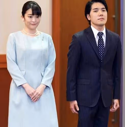真子公主陪小室圭第三度考律師,駙馬扎小辮穿短褲,神態很放鬆