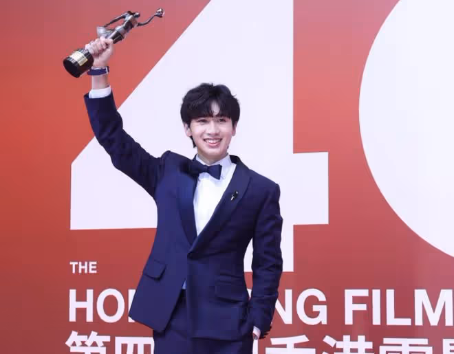 狄龍兒子當講師引爭議!教金像獎男配角演戲,與羅冠蘭平起平坐