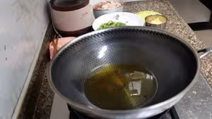 大吉大利今晚吃雞 香辣炒雞 比辣子雞還好吃