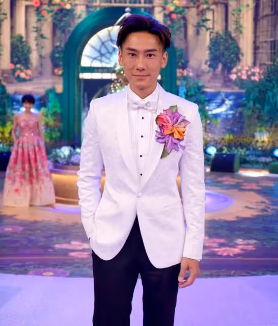 TVB名主持密密吸金擁過億身家,6年前結婚如今育有一子,住千萬豪宅帶私人花園:真正的人生贏家