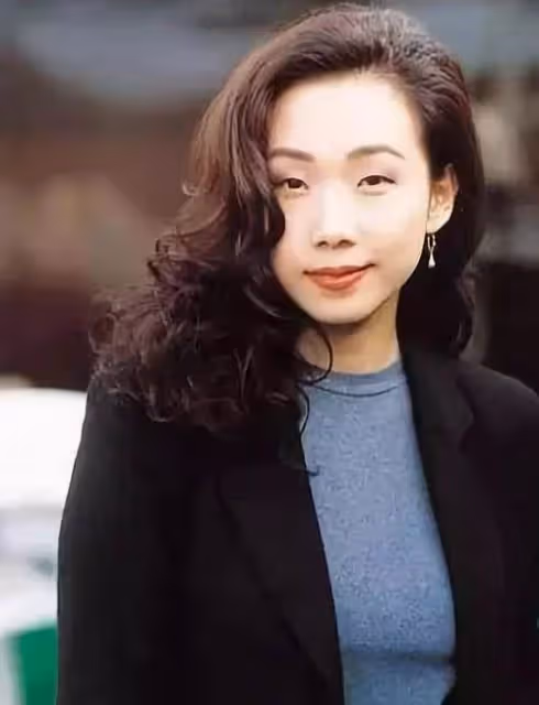 「天后」林憶蓮：經歷五段感情，為愛奮不顧身，終究還是孑然一身