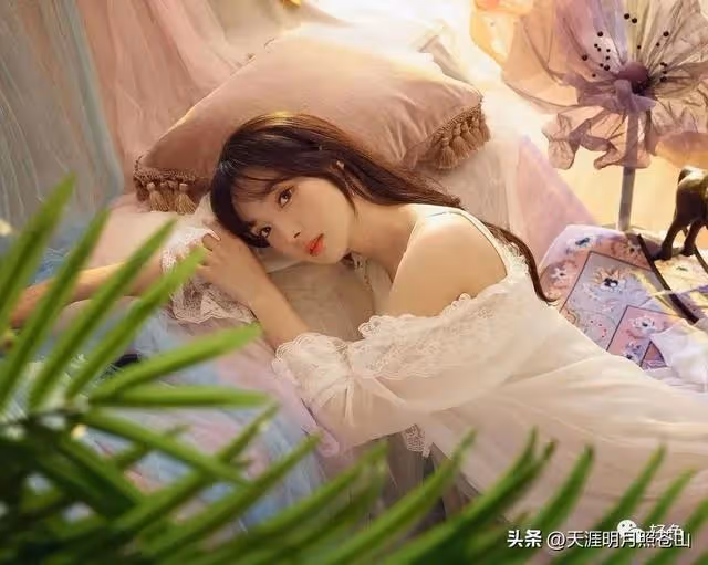 靠一段泳裝舞蹈秀一夜走紅