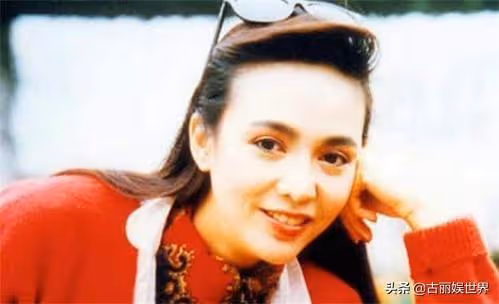 64歲鄭裕玲嗜錢如命!32歲斷10年戀情 「50歲再分手16年男友」看淡感情,自認除了錢一無所有