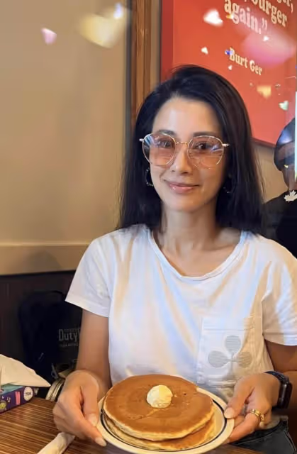 43歲女星李蒨蓉舉家赴美生活,四人吃快餐花2400,抱怨當地物價高「比台灣貴一倍」無奈自己買菜:能省一點