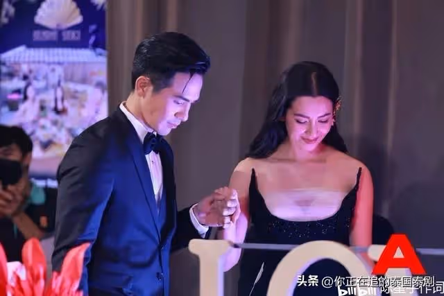 電影《天生一對2》首映:Bella被追問Weir是否算無縫銜接