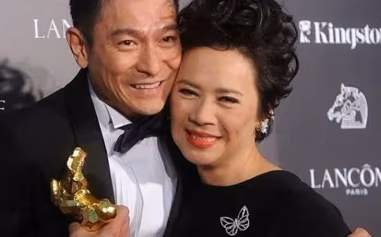 曾幫劉德華還債4000萬!73歲影后「無戲可拍」被子女棄之不養 華仔霸氣一肩扛:我養妳