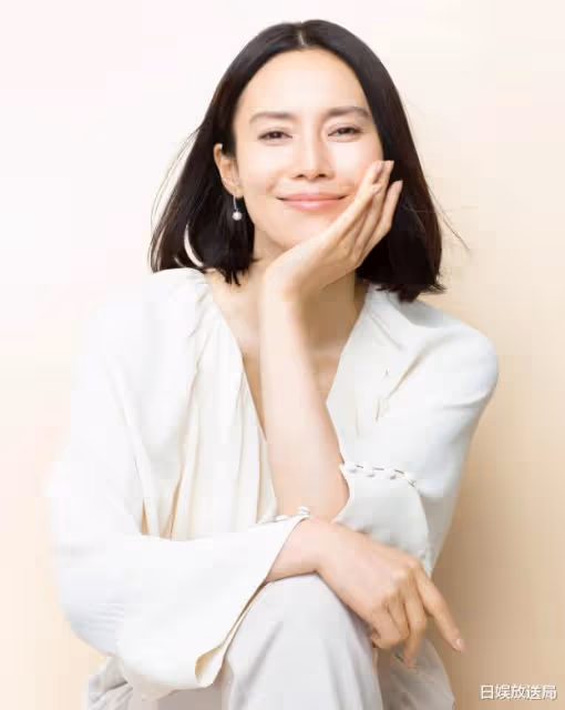 2022年人氣調查:日本網友最愛的40代美女演員排行榜(11~20位)