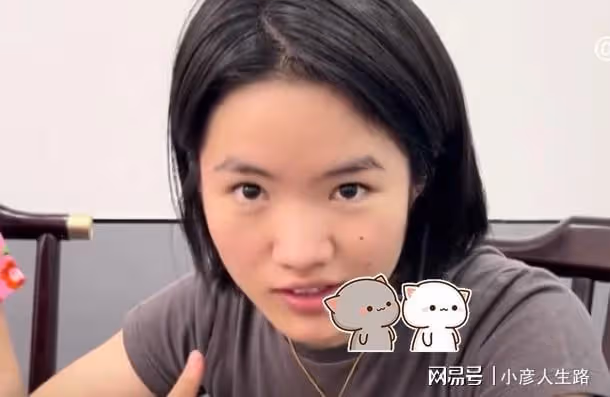 李勒優戴名牌項鍊和手錶,被批忘本引熱議,崔晉霸氣回懟