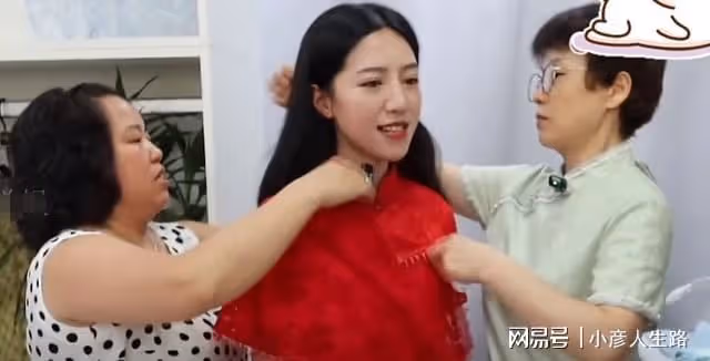 麥小登訂婚儀式臨時取消,被質疑是劇本炒作,同村人一語暴露真相
