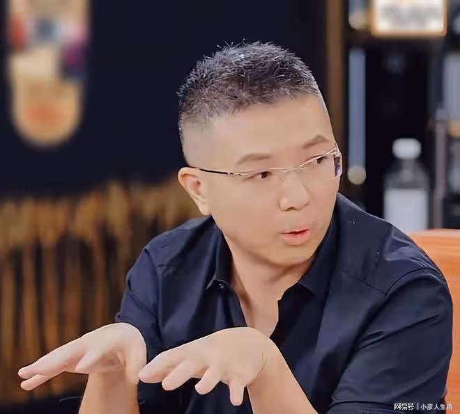 賈乃亮傅首爾公開道歉!曾發聲支持羅敏,網友:應擦亮雙眼