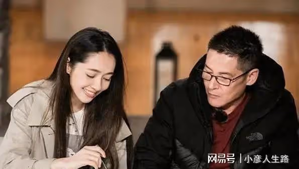 向佐疑似出軌,郭碧婷爸爸下場吃瓜,回應網友:我只支持我女兒!