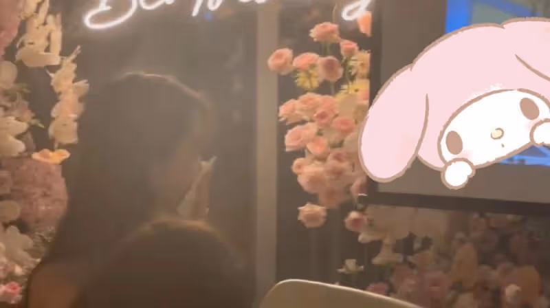 黃曉明為緋聞女友辦豪華慶生宴？女方曬生日賀卡疑露餡