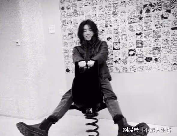 華晨宇被扒早在官宣有女兒前,就已跟王悅伊相戀,盤點秀恩愛細節