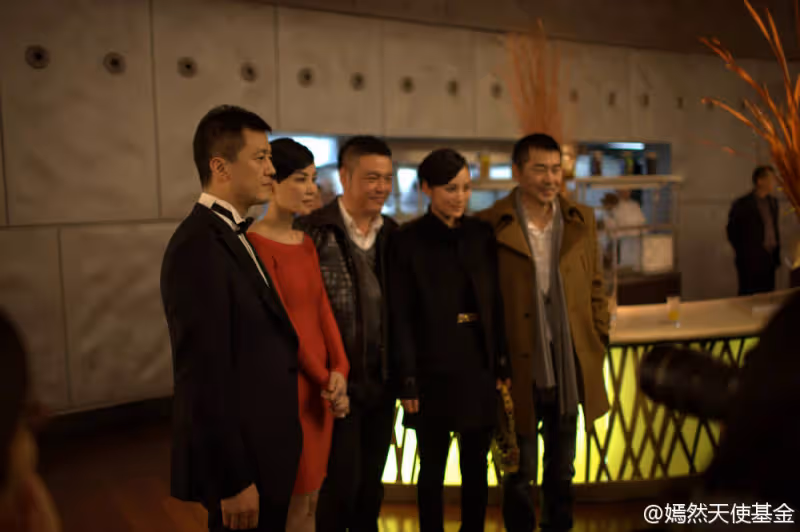 李亞鵬宣布將復出拍電影，大方回應王菲相關評論