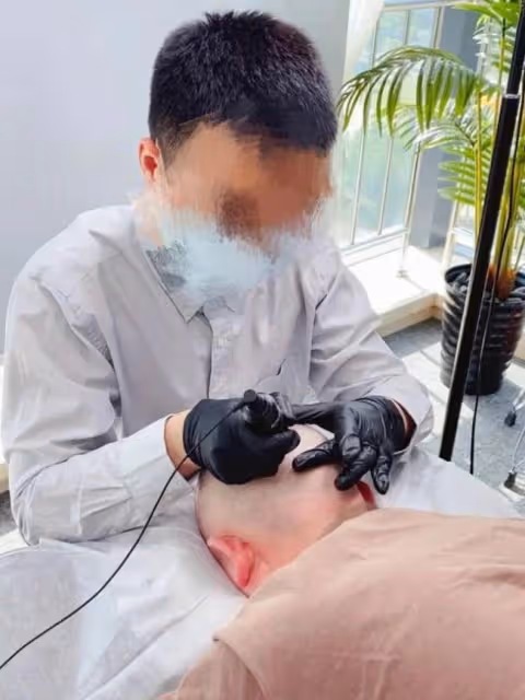 大S老公具俊曄紋頭髮畫面疑曝光 網友：看著都疼