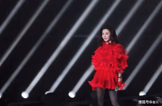 張柏芝豪宅曝光:鞋子一面牆 鑽表值70萬