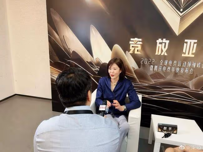 62歲郎平回國參加新工作 面部發福明顯