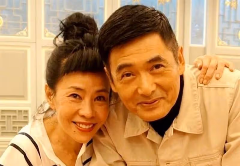 周潤發與妻子相處模式曝光,結婚34年恩愛如初,終身「為愛」選擇丁克:人心換人心
