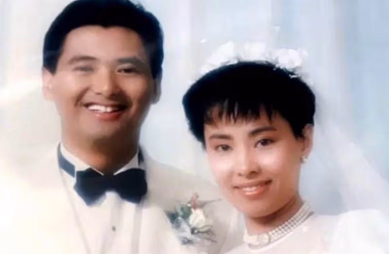 周潤發與妻子相處模式曝光,結婚34年恩愛如初,終身「為愛」選擇丁克:人心換人心