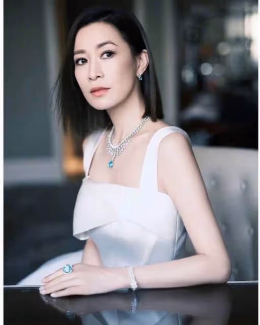 TVB10年出6個水後?蔡思貝緋聞多過作品,胡杏兒被吐槽妝容廉價劣質