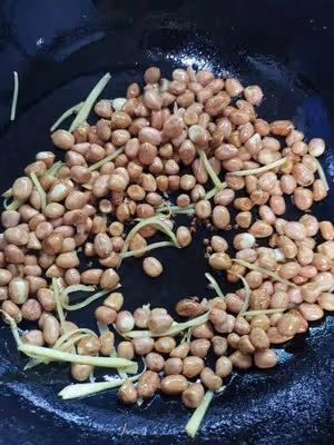 大酒店的秘方，油炸花生米
