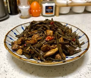 干豆角燒肉-好吃到炸裂
