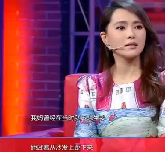 伊能靜失婚13年再嫁小10歲秦昊，48歲生二胎彌補「婚姻幸福」，如今被寵成公主：這才是最好的模樣