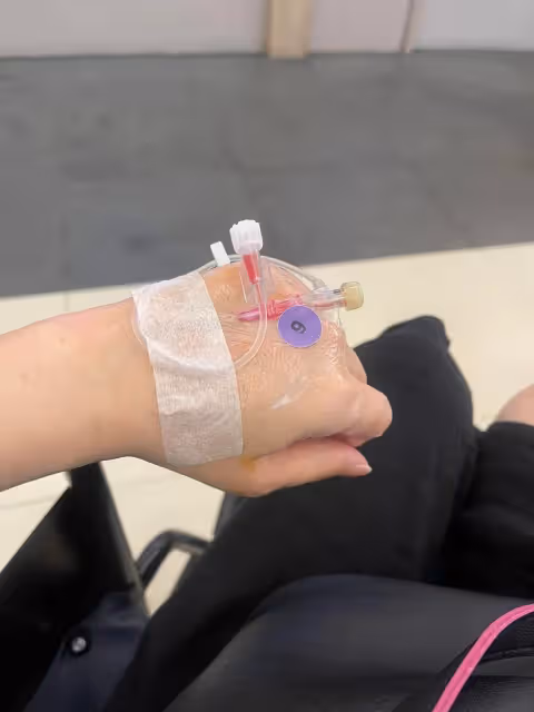 沒消息快一週!55歲資深女星「全身痛到抽筋睡不著」苦忍多天 掛急診崩潰「決定住院大檢查」