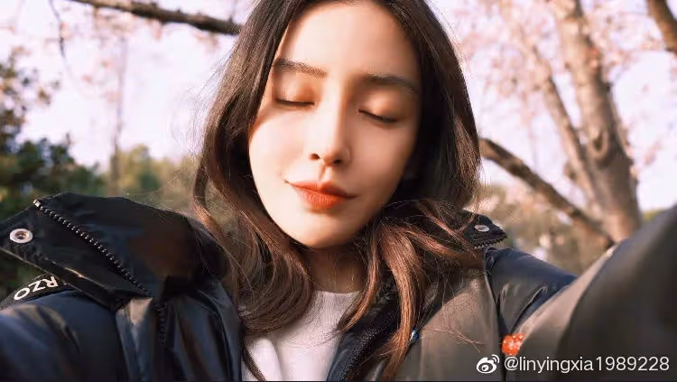 開出第二春?黃曉明「疑為新女友慶生」奢華派對曝光 「卡片署名露餡」網友炸鍋:不知哪裡比前妻好