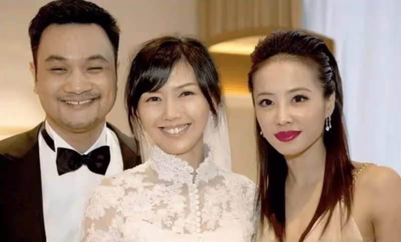孫燕姿慶44歲生日,下嫁打工人11年生了兩個娃,如今歪頭捧花仍似少女
