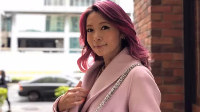 挺7月孕肚當街抽菸　Makiyo被罵翻！