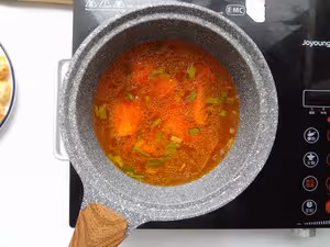 絕對秒殺飯店的番茄魚丸面（附魚丸做法）
